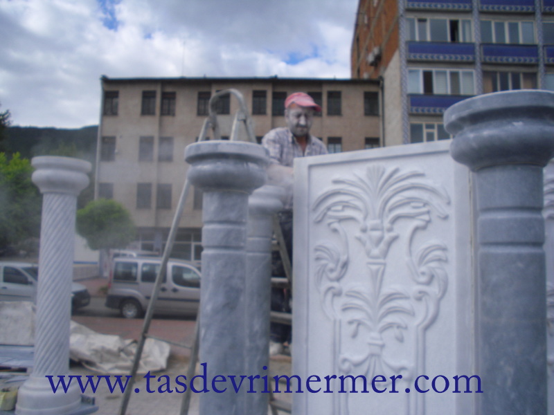 Mermer Şadırvan 6 Gen 6 Sütunlu karabük